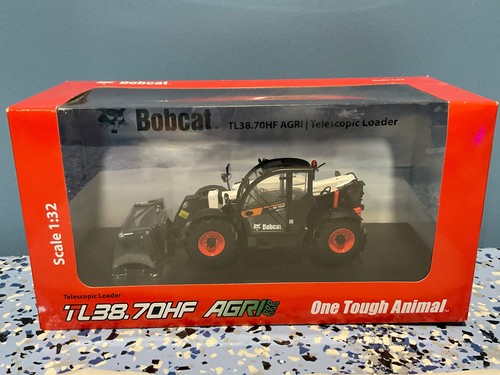 [115513.] 1/32 BOBCAT TL38.70HF AGRI TELESCOPIC LOADER