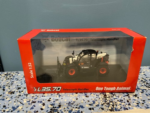 [115515.] 1/32 BOBCAT TL35.70 TELESCOPIC HANDLER !