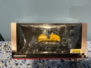 1/50 MOTORART NEW HOLLAND DC180 DOZRT TRACK  WITH RIPPER 