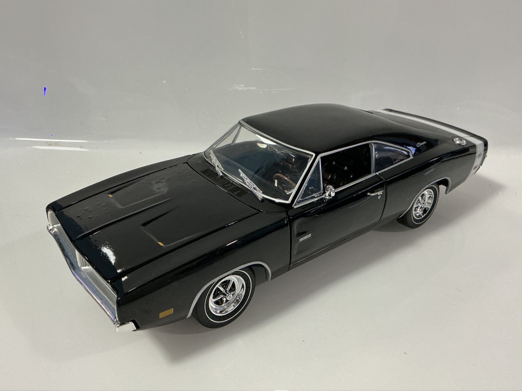 [119746.] 1/18 ERTL 1969 DODGE CHARGER PAINT RASH