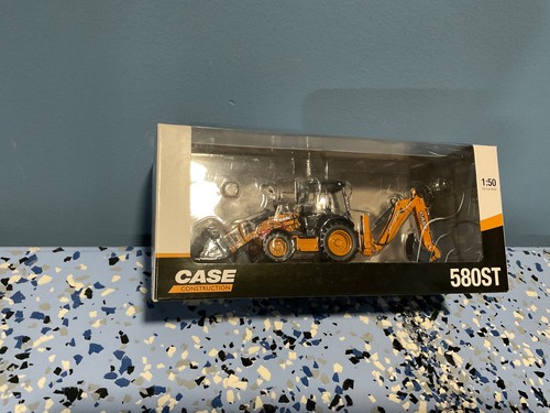 1/50 UH CASE 580ST BACKHOE LOADER