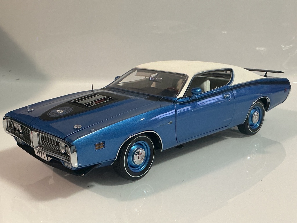 [119782.] 1/18 ERTL AUTHENTICS 1971 DODGE CHARGER ‘2007 CHASE CAR’