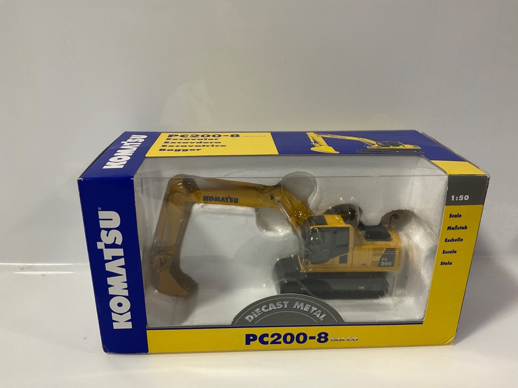 [115533.] 1/50 NZG KOMATSU PC200-8 GALEO EXCAVATOR 