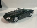 1/18 MAISTO JAGUAR XC 8 GREEN ON LIGHT GREEN