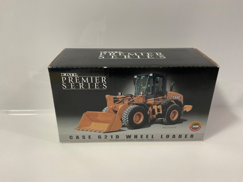 1/50 ERTL PREMIER CASE 621D WHEEL LOADER 